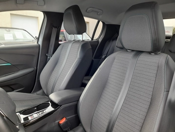 Image véhicule  Peugeot 208 (9)