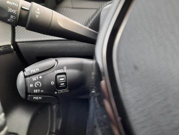 Image véhicule  Peugeot 208 (14)