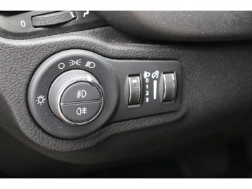 Image véhicule  Fiat 500X (25)