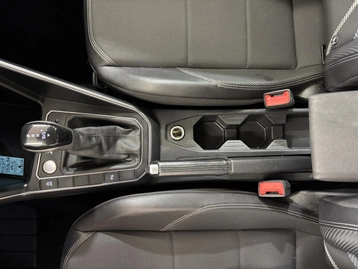 Image véhicule  Volkswagen TAIGO (17)