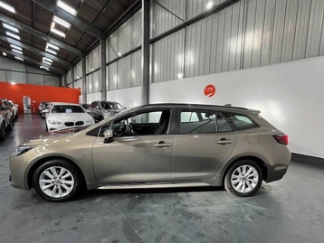 Image véhicule  Toyota Corolla Touring Spt (1)