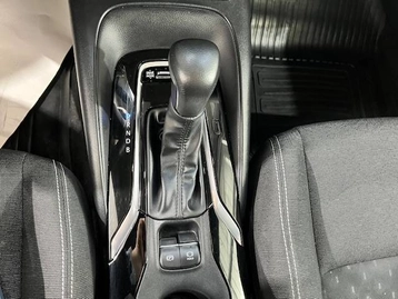 Image véhicule  Toyota Corolla Touring Spt (12)