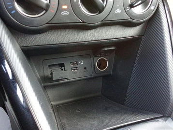 Image véhicule Mazda Mazda 2 (13) Image véhicule Mazda Mazda 2 (13)