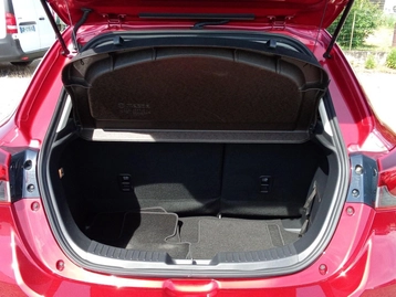Image véhicule Mazda Mazda 2 (18) Image véhicule Mazda Mazda 2 (18)
