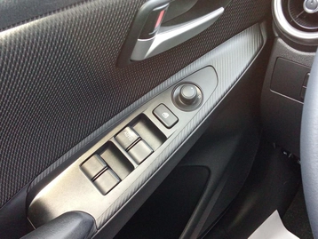 Image véhicule Mazda Mazda 2 (22) Image véhicule Mazda Mazda 2 (22)
