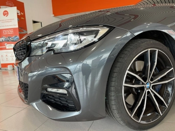 Image véhicule  BMW SÉRIE 3 TOURING (10)
