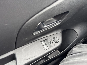Image véhicule  Opel CORSA (19)