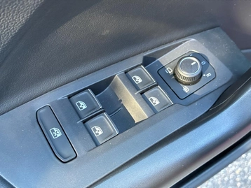 Image véhicule  Volkswagen T-CROSS (18)