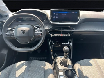 Image véhicule  Peugeot 208 (9)