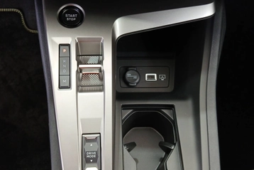 Image véhicule  Peugeot Nouvelle 308 (17)
