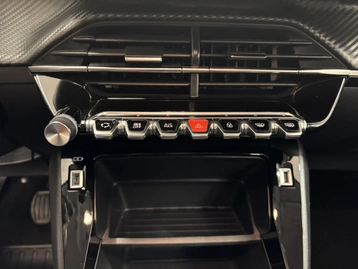 Image véhicule  Peugeot 208 (17)