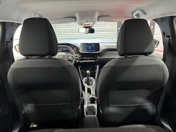 Image véhicule  Peugeot 208 (34)