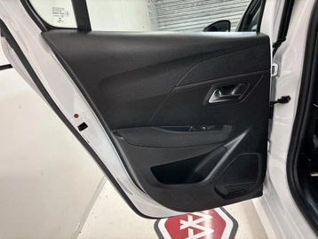 Image véhicule  Peugeot 208 (21)