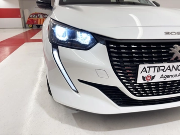 Image véhicule  Peugeot 208 (35)