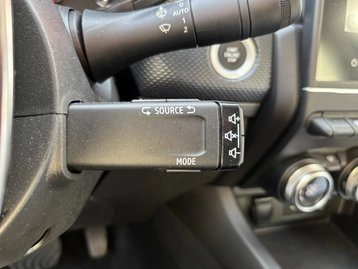 Image véhicule  Renault ARKANA (12)