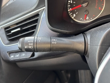 Image véhicule  Renault ARKANA (8)