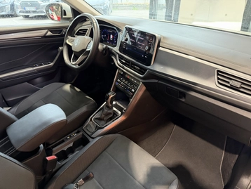 Image véhicule  Volkswagen T-ROC (6)