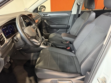 Image véhicule  Volkswagen T-ROC (8)