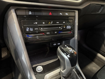 Image véhicule  Volkswagen T-ROC (14)