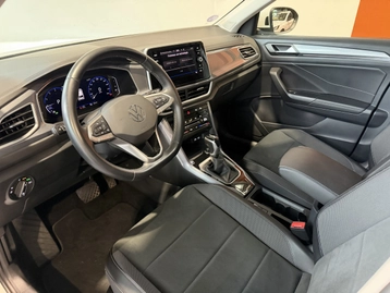 Image véhicule  Volkswagen T-ROC (7)