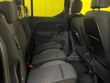 Image véhicule Peugeot RIFTER (3) Image véhicule Peugeot RIFTER (3)