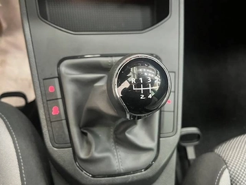 Image véhicule  Seat IBIZA (15)