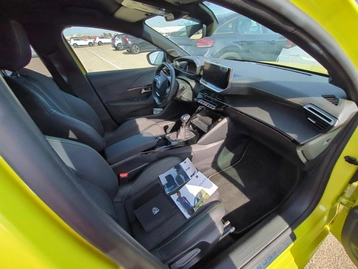 Image véhicule  Peugeot 208 (11)