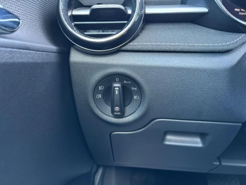 Image véhicule Skoda FABIA (16) Image véhicule Skoda FABIA (16)