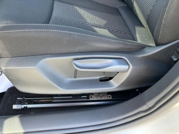 Image véhicule Skoda FABIA (44) Image véhicule Skoda FABIA (44)