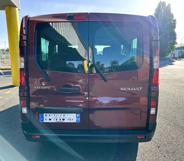 Image véhicule  Renault TRAFIC (5)