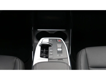 Image véhicule  BMW SÉRIE 2 (24)