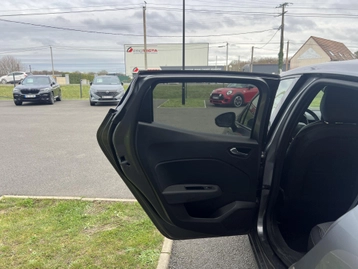 Image véhicule  Renault CLIO (15)