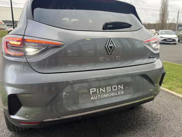 Image véhicule  Renault CLIO (7)