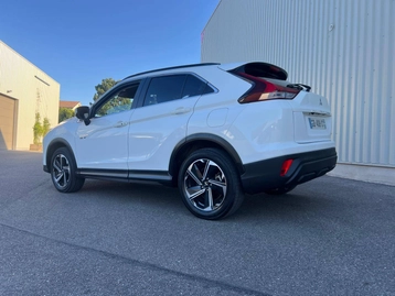 Image véhicule  Mitsubishi ECLIPSE CROSS (4)