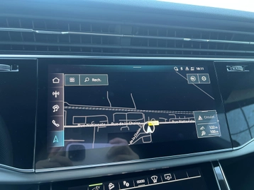 Image véhicule  Audi Q8 (38)