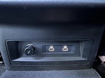 Image véhicule  Audi Q8 (17)