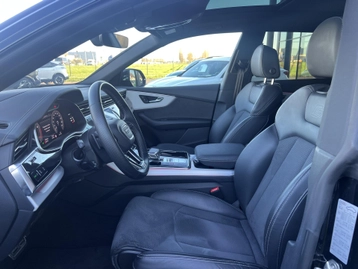 Image véhicule  Audi Q8 (25)