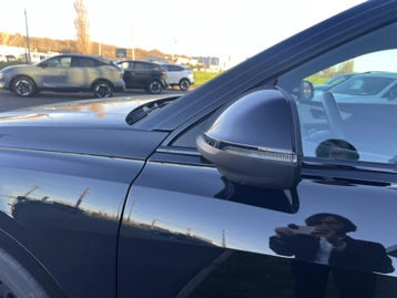 Image véhicule  Audi Q8 (11)