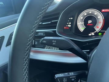 Image véhicule  Audi Q8 (31)