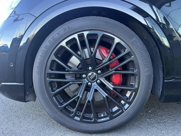 Image véhicule  Audi Q8 (10)