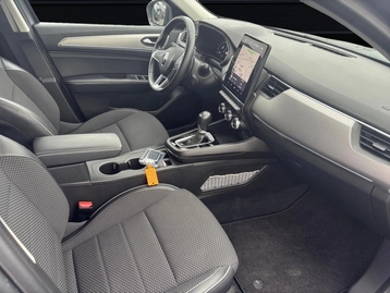 Image véhicule  Renault ARKANA (17)