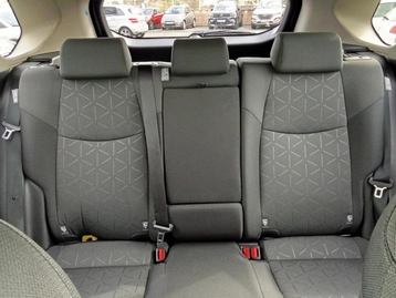 Image véhicule Toyota RAV 4 (22) Image véhicule Toyota RAV 4 (22)