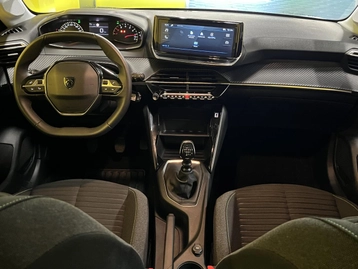 Image véhicule  Peugeot 208 (22)