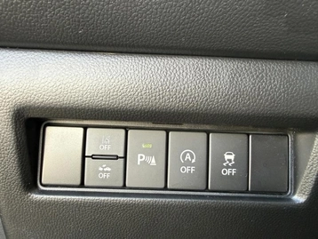 Image véhicule  Suzuki SWIFT (10)