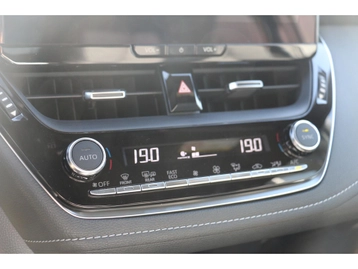 Image véhicule  Toyota COROLLA (36)