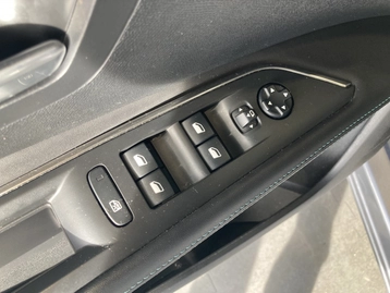 Image véhicule  Peugeot 3008 (12)