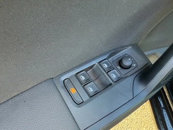 Image véhicule  Seat IBIZA (11)