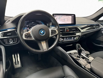 Image véhicule  BMW SÉRIE 5 TOURING (7)