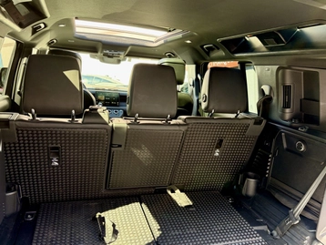 Image véhicule  Land Rover Defender (2) (25)