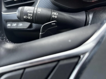 Image véhicule  Renault ARKANA (8)